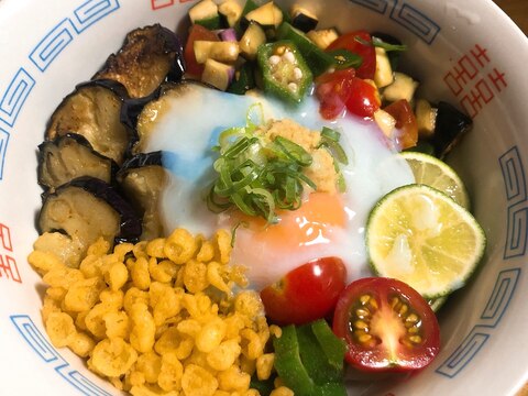 夏野菜たっぷり冷やしうどん